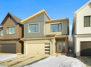 Uplands Village, Edmonton, AB T6M 3B9
