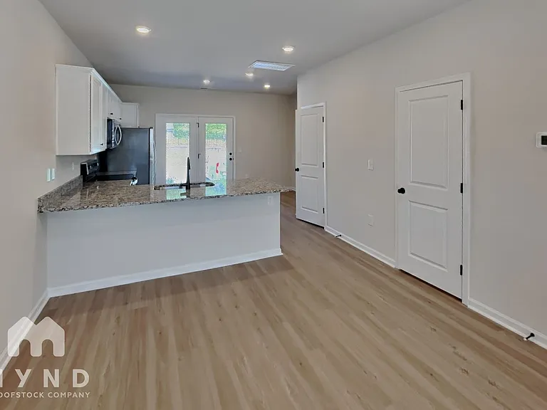 1274 Principal Featherstone Ave — Photo 3