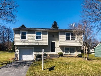 21 Stargrass Ln, West Henrietta, NY, 14586