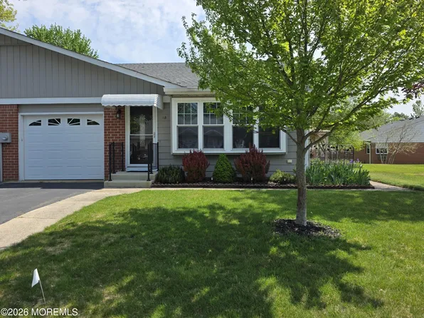 1 Salem Drive #B, Whiting, NJ 08759