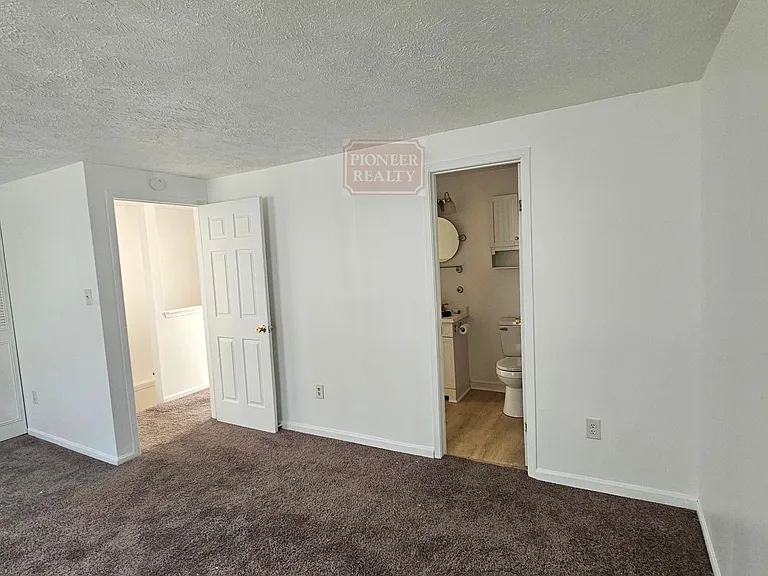 4944 Farrell Ct — Photo 27