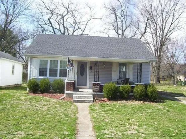 407 Pendleton St, Falmouth, KY 41040