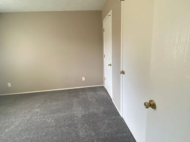 Southdale Square Apartments — Photo 46