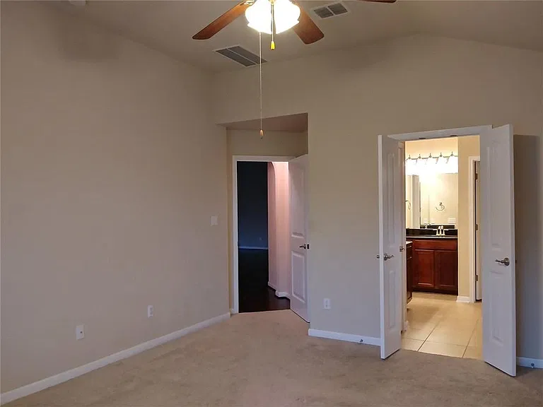 348 Stone View Trl — Photo 16