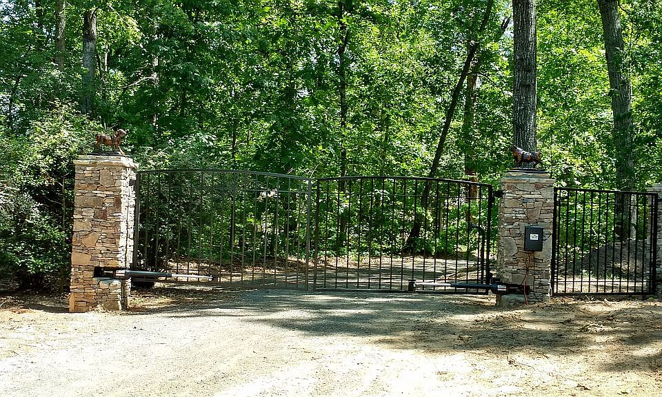 1st image of 1113 Jordan Rd
