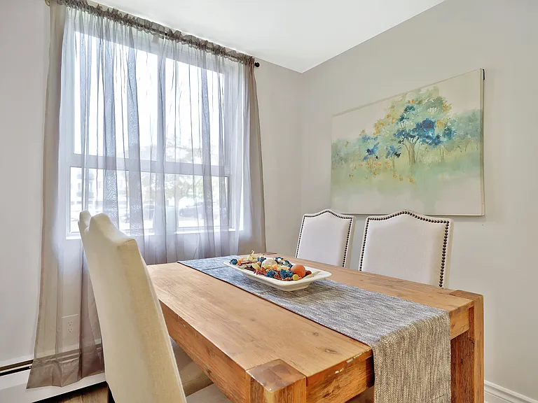 622 Upper Wentworth St #207 — Photo 5
