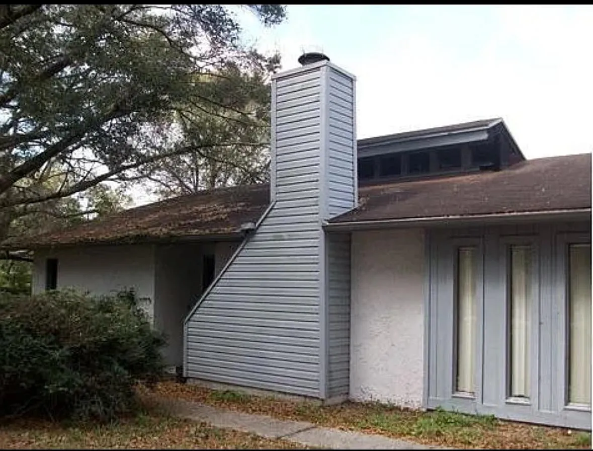 Building Photo - 611 Blue Gill Ct