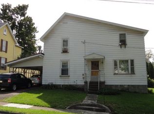 107 Pleasant St, Cambridge Springs, PA 16403