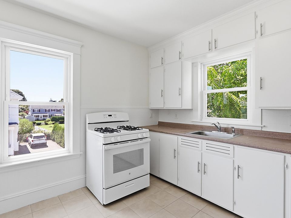 1st image of 21 James St #2S