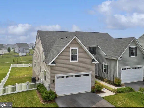 18221 Bathgate Ter, Hagerstown, MD 21740