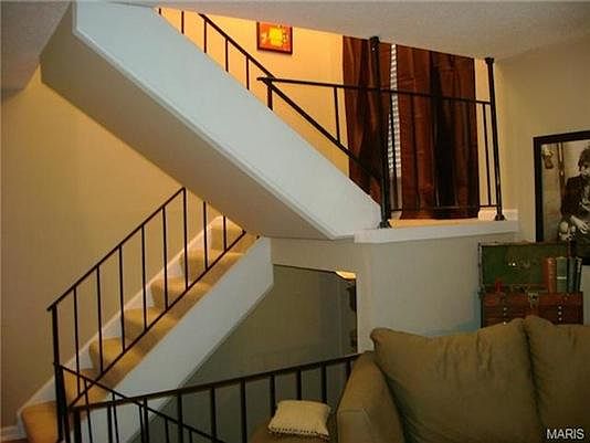 3rd image of 147 Carmel Woods Dr