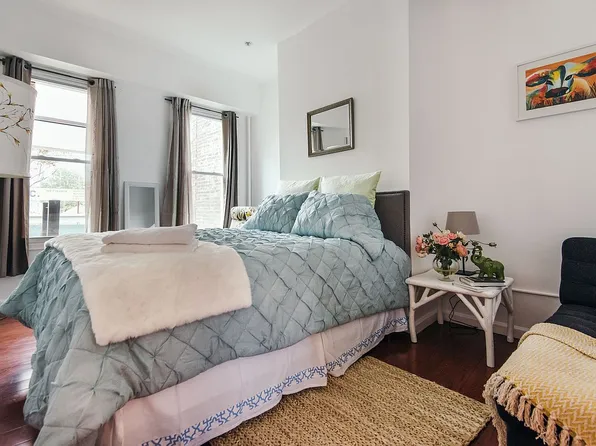 212 Pennsylvania Ave, Brooklyn, NY 11207