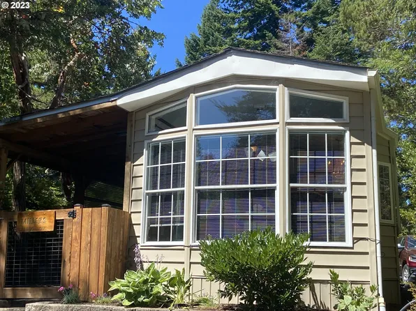 242 Driftwood Dr, Florence, OR 97439