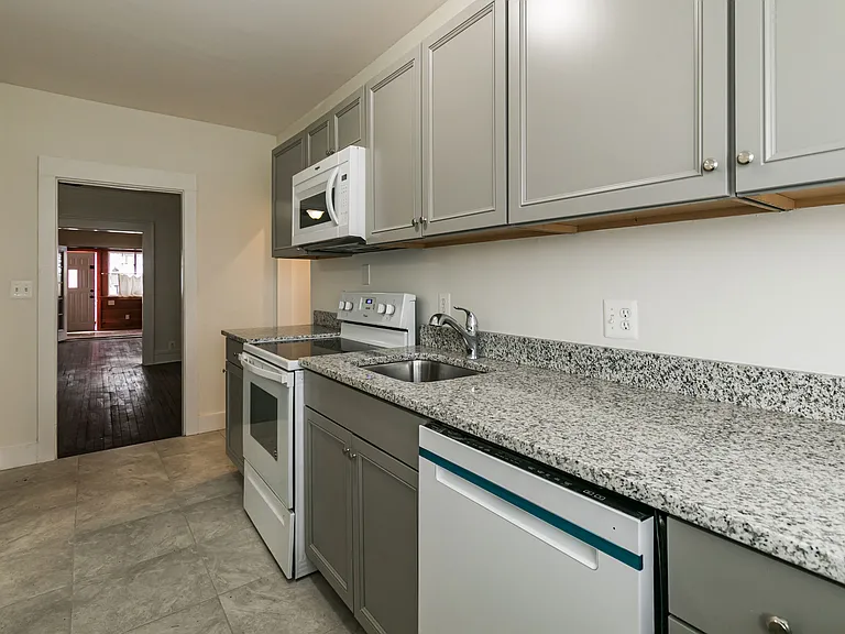 1207 Madison St #1 — Photo 24