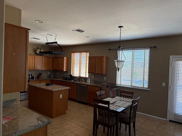 7171 S Balboa Ct — Photo 5