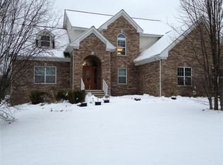 642 N Dixboro Rd, Ann Arbor, MI 48105