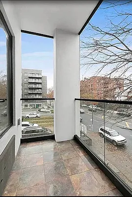 Rented by Elmekies Equities | media 18