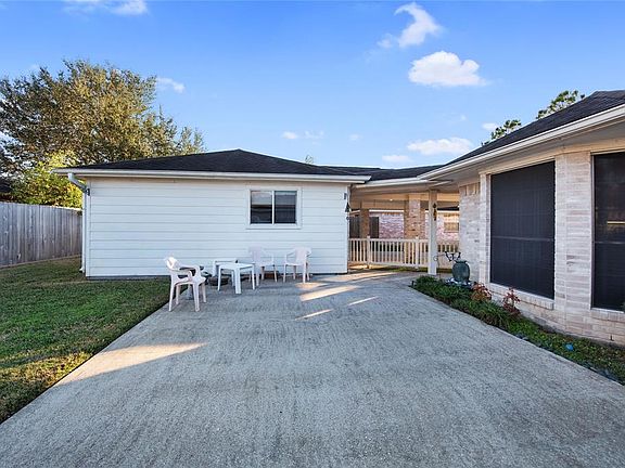 Oversized Concrete Patio, All Brick Exterior