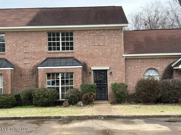 105 Hunter Dr, Senatobia, MS 38668