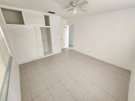 5th image of 1900 NE 4th St #1