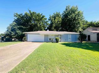 5926 W Rosewind Cir, Memphis, TN 38141