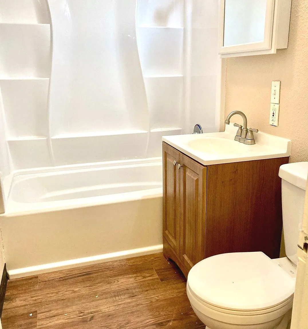 2 bed, 1100 sqft, $1,650 — Photo 1