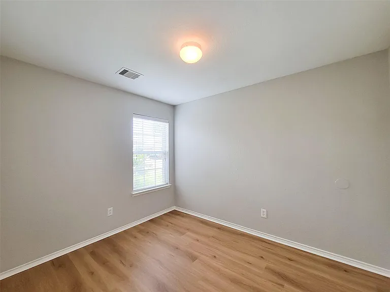 7438 Fox Knoll Ln — Photo 24