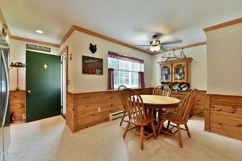 4th image of 28 Balsam Crest Lane # C