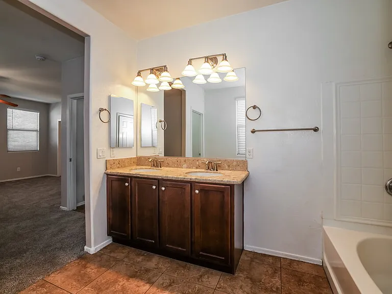 7543 W Darrel Rd — Photo 12