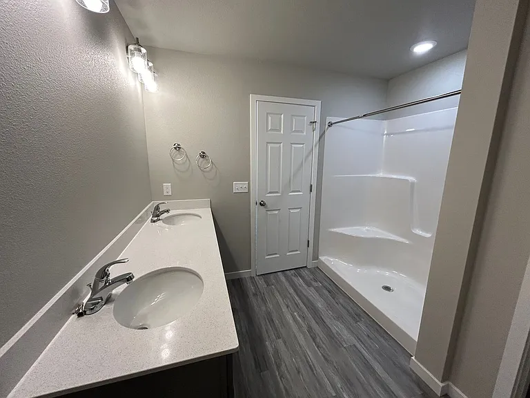 3828 Scorpio Dr SE — Photo 8