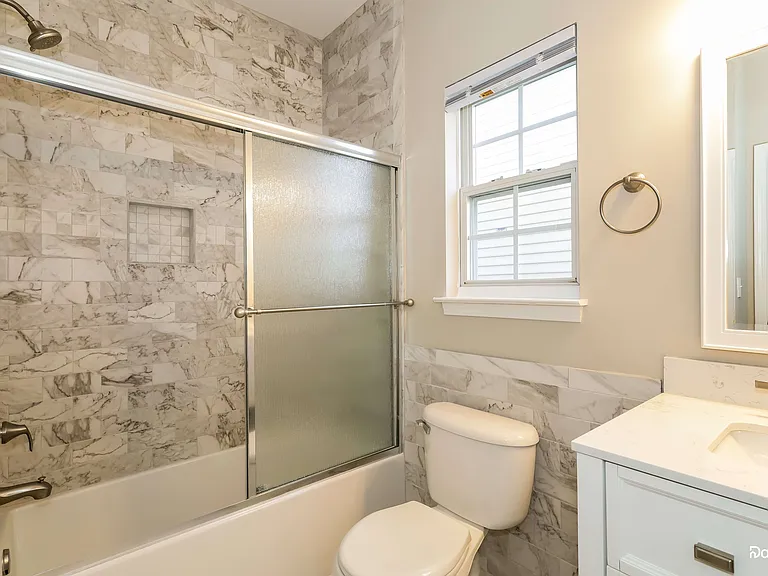 16203 Wrights Ferry Rd — Photo 12