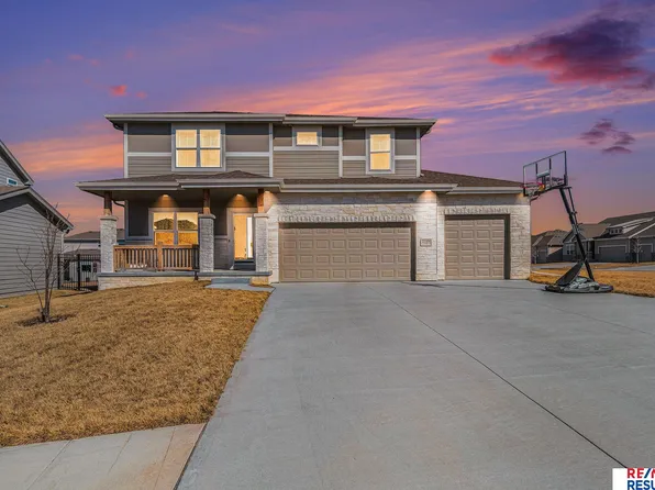 21304 I St, Elkhorn, NE 68022