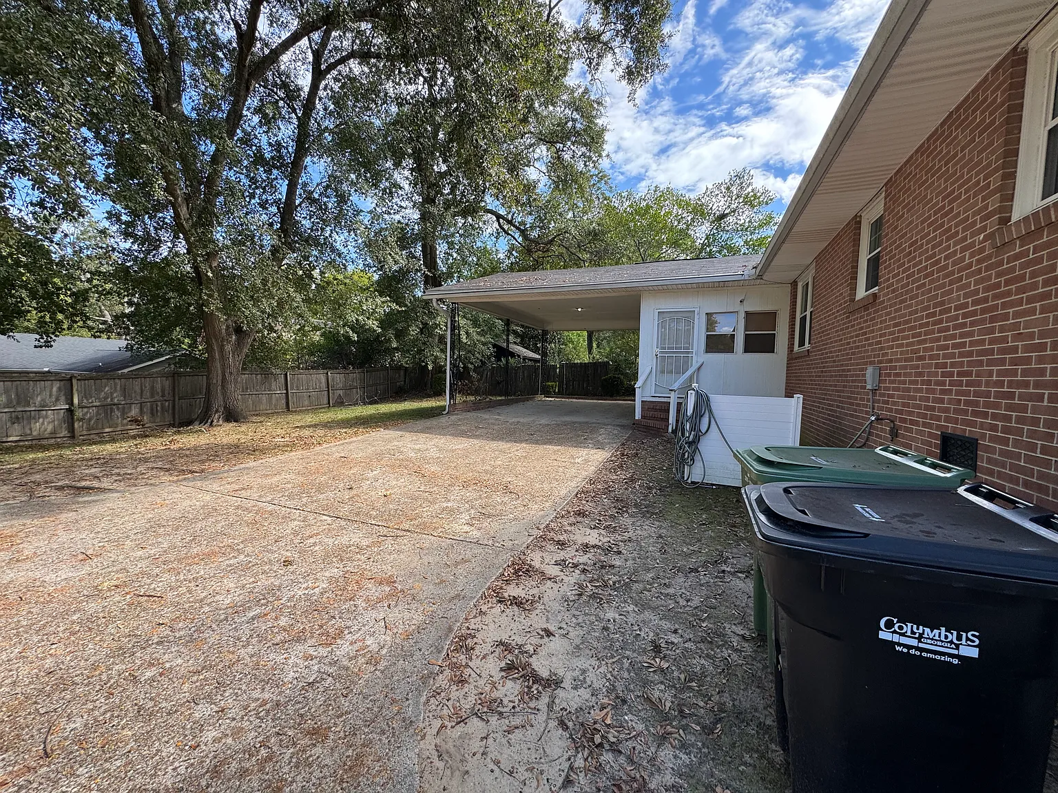 4 bed, 1864 sqft, $2,195 — Photo 2