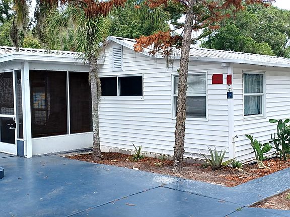 2nd image of 3642 Ireland Ave #243