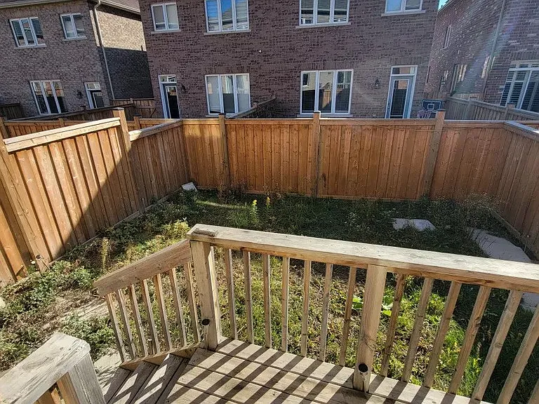 147 Baffin Cres #MAIN — Photo 21