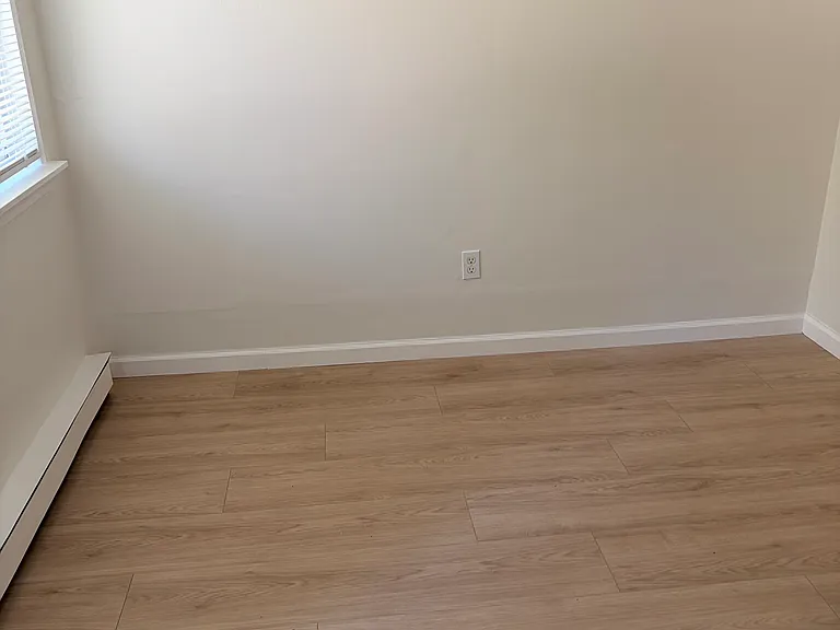 252 Blakeslee St #2 — Photo 6