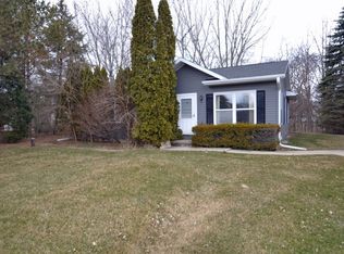 6930 Glenn Ct, Wind Lake, WI 53185