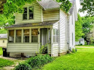 502 S 2nd St, Oregon, IL 61061