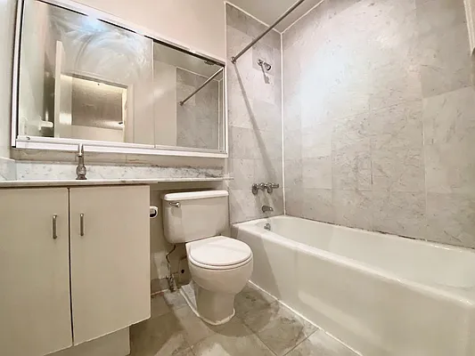 Rented by Maz Group NY | media 10