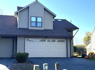 209 Vivian Ln, Vestal, NY 13850