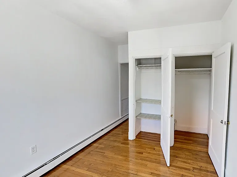 148 5th St #6 — Photo 10