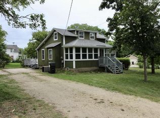 207 W Cherry St, Beloit, WI 53511