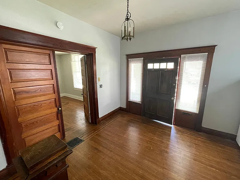 2122 Bonnycastle Ave #1 — Photo 6