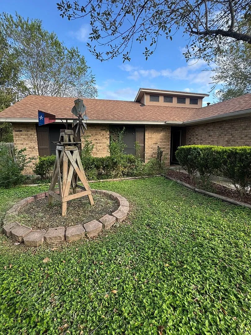 Charming 3BR House in San Antonio — Photo 2