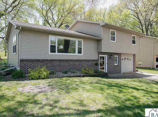 135 Eltinge Pl, Fairmont, MN 56031