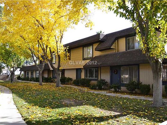 2nd image of 6122 W Meadowgrass Ln