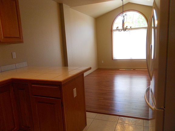 2nd image of 142 Luxury Ln