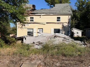 603 Church St, Golden City, MO 64748