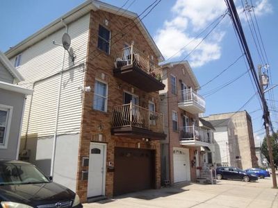 319 Cator Ave, Jersey City, NJ, 07305