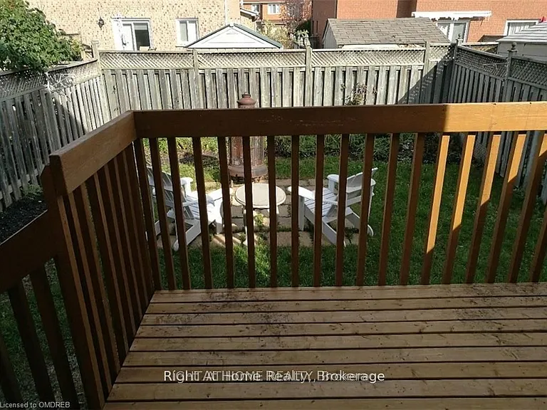 2239 Dale Ridge Dr — Photo 22